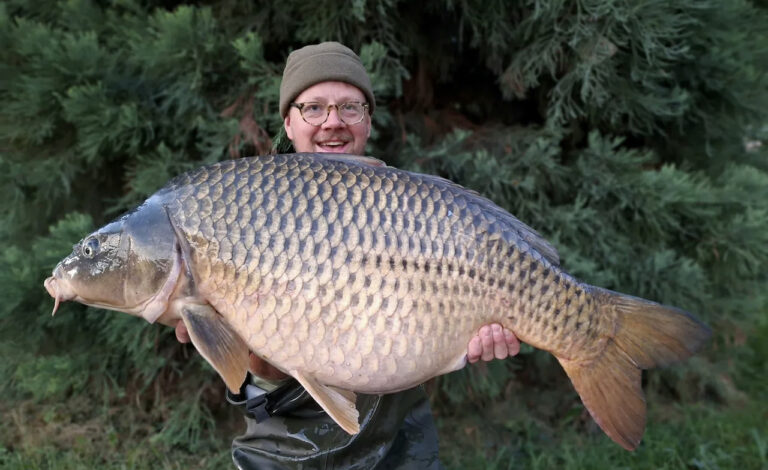 CARP FISHING NEAR ME – BEST LAKES IN THE UK